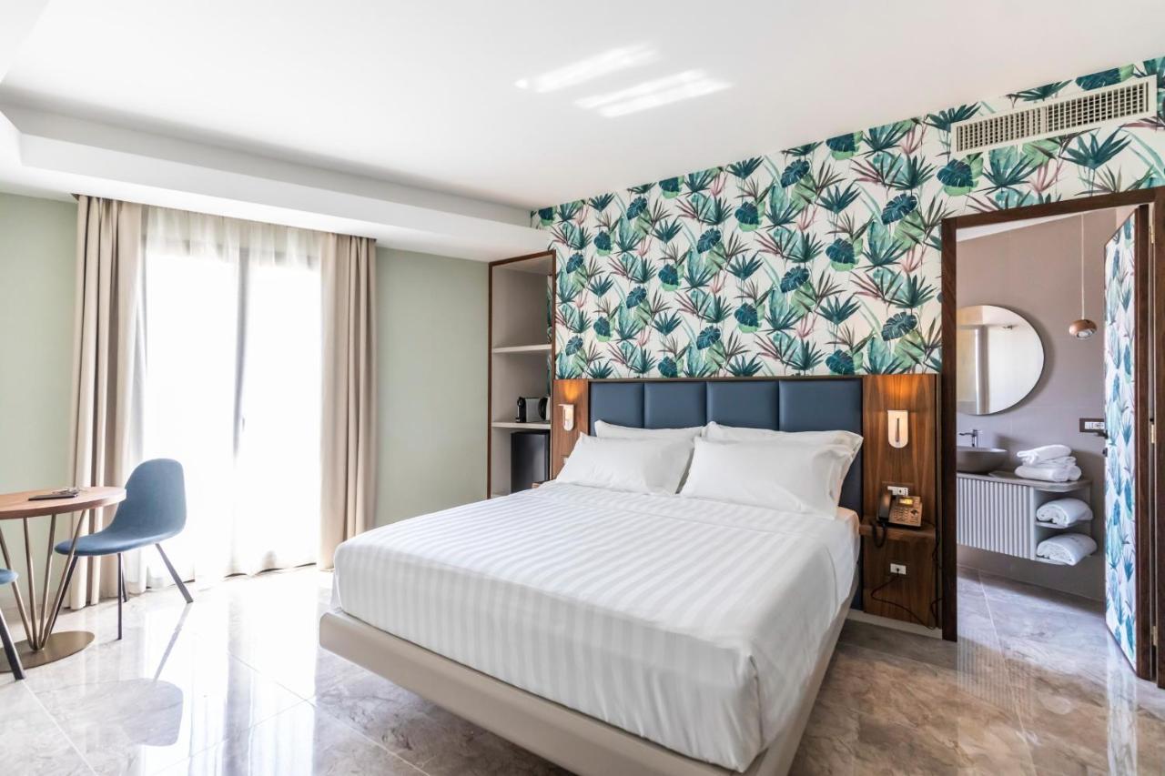 Solmaris Tropea Rooms & Suites Exterior foto