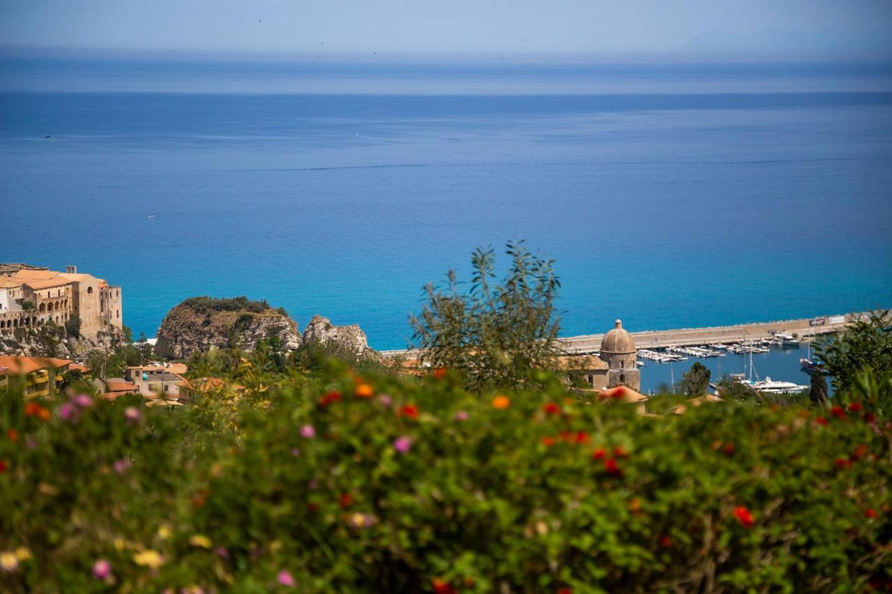 Solmaris Tropea Rooms & Suites Exterior foto